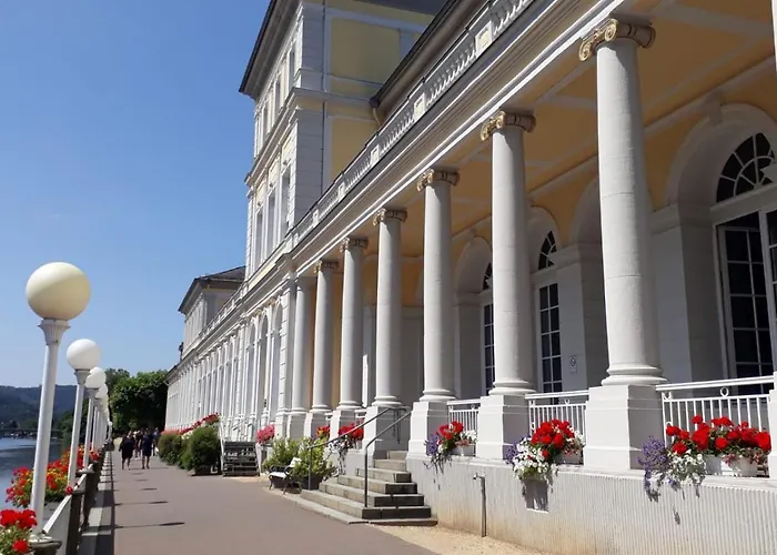 Gehobene In Historischer An Der Therme,parkplatz Inklusive