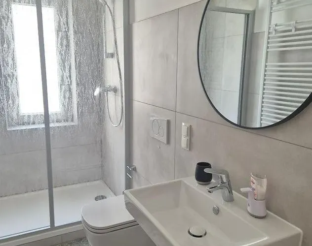 Apartamento Gehobene In Historischer An Der Therme,parkplatz Inklusive