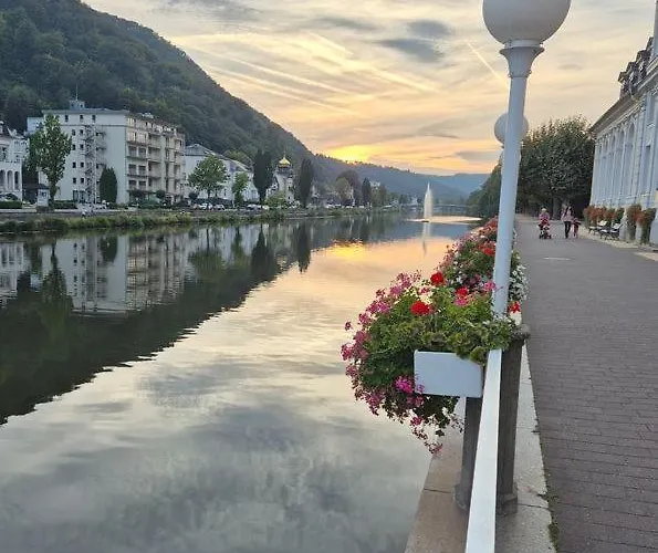 Gehobene In Historischer An Der Therme,parkplatz Inklusive *
